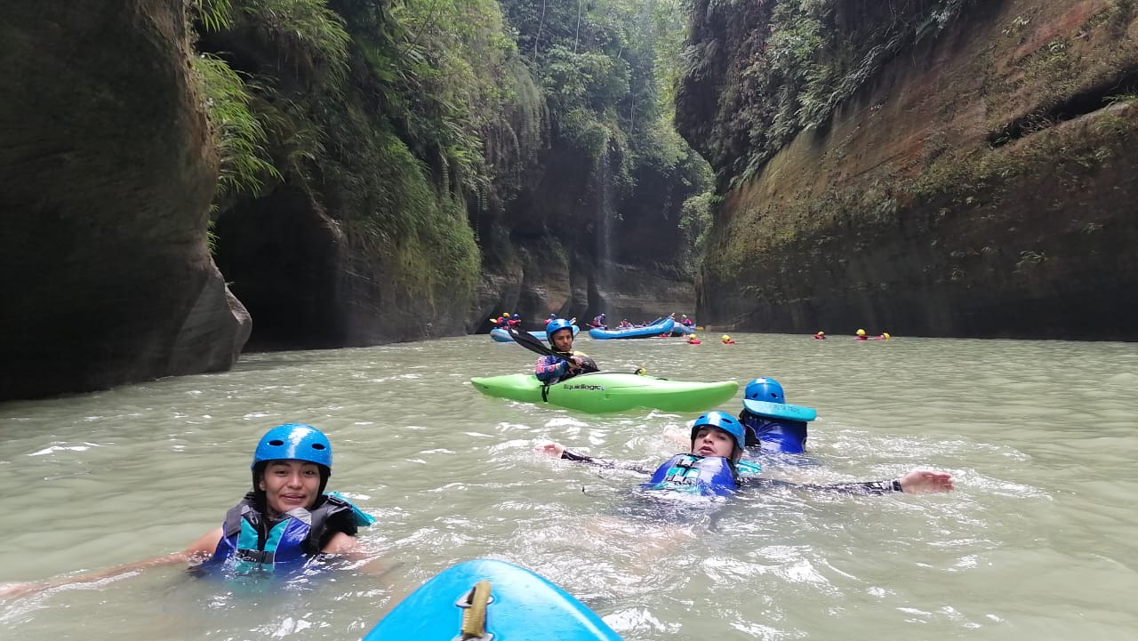 RAFTING RIO GUEJAR